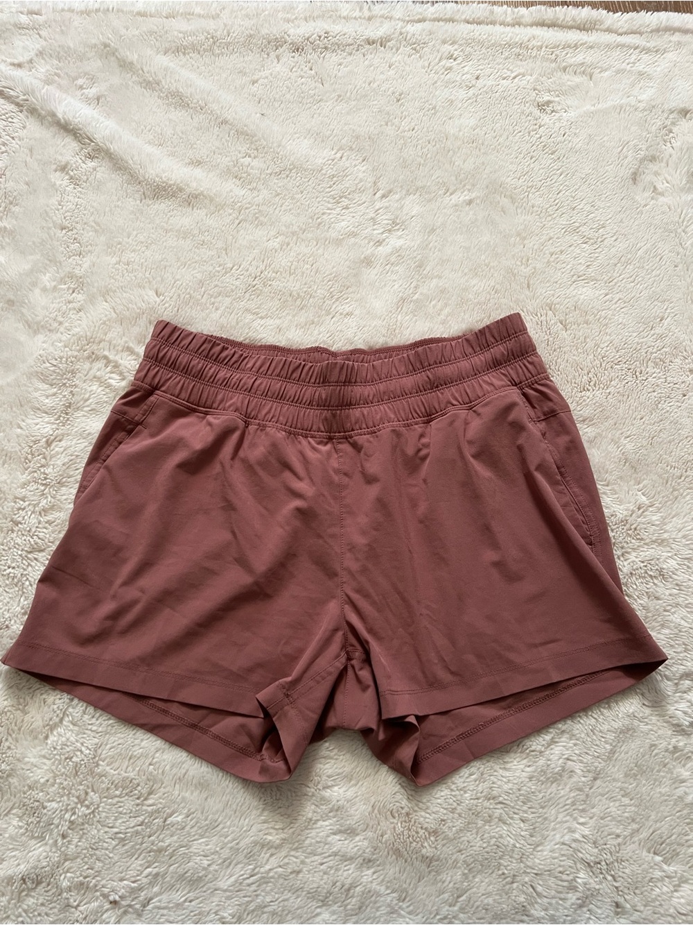 Women's Athletic Elastic-Waist Shorts in Dusty Rose